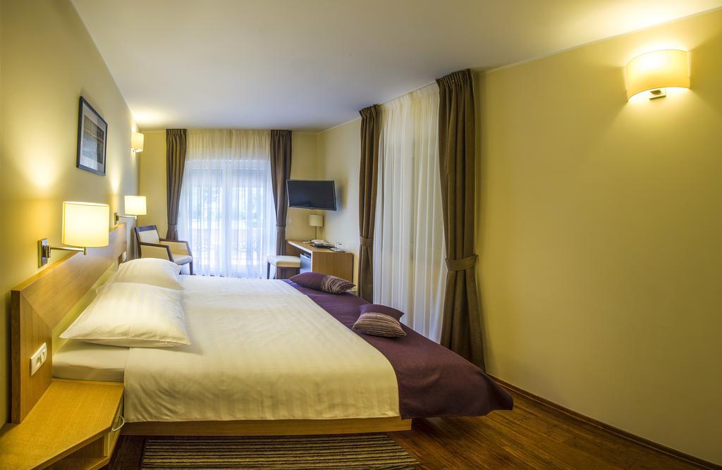 Hotel Villa Privileggio Mošćenička Draga Eksteriør bilde