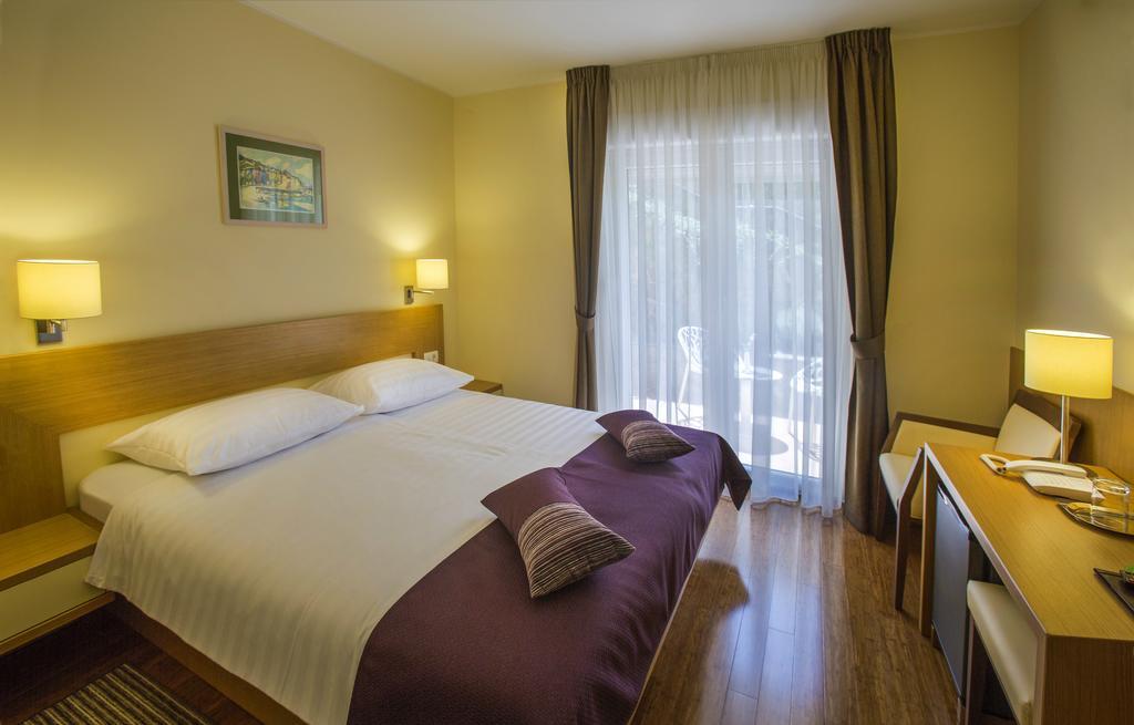 Hotel Villa Privileggio Mošćenička Draga Eksteriør bilde