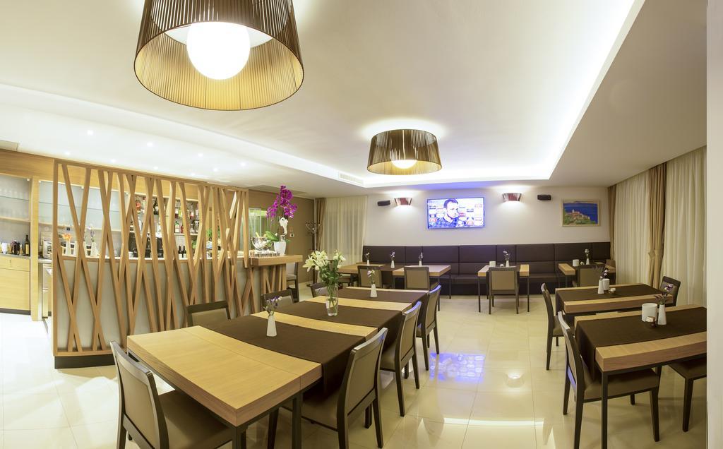 Hotel Villa Privileggio Mošćenička Draga Eksteriør bilde